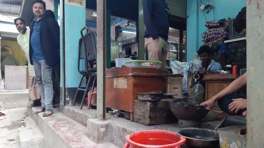 Unregulated use of acid by jewellers  polluting environment