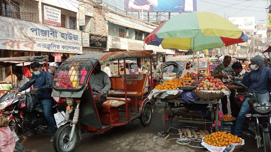 Illegal grabbing of footpath  creates gridlock in Dinajpur