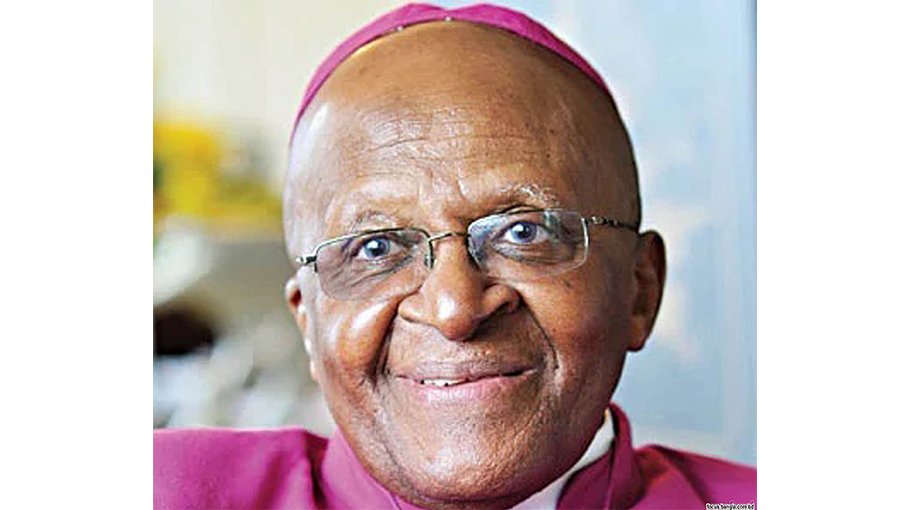 Desmond Tutu  dies at 90