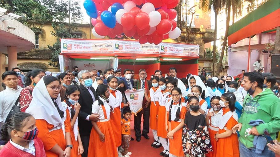 Bangabandhu and Swadhinata Book Fair begins in Ctg