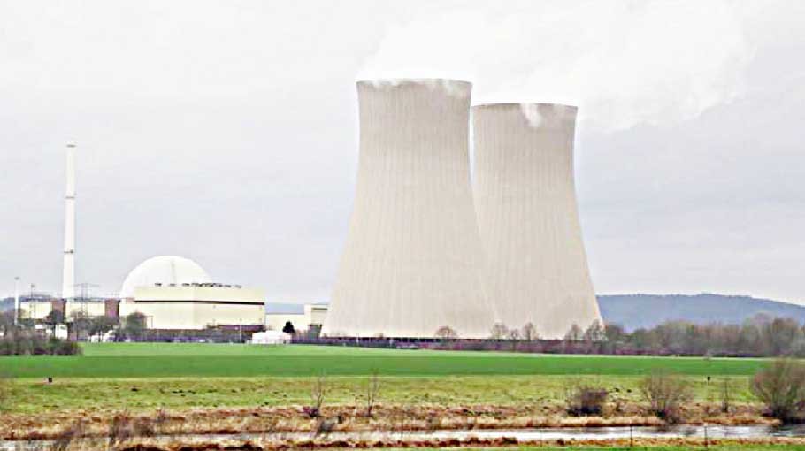 EU drafts plan to label gas and nuclear investments as green