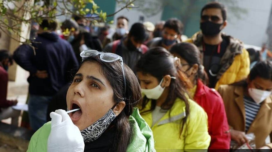 Delhi slaps weekend curfew as Covid cases surge