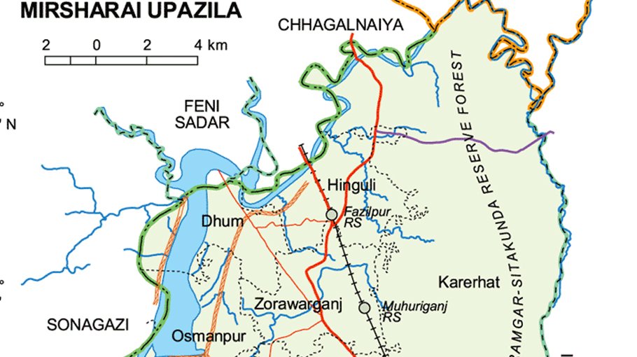 Distressed people get warm clothes   in Mirsarai