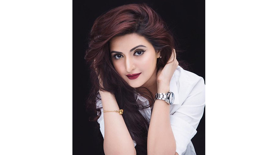 Pori Moni now expectant mother