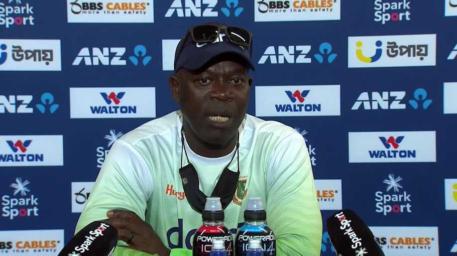 Gibson quits as Bangladesh  fast-bowling coach