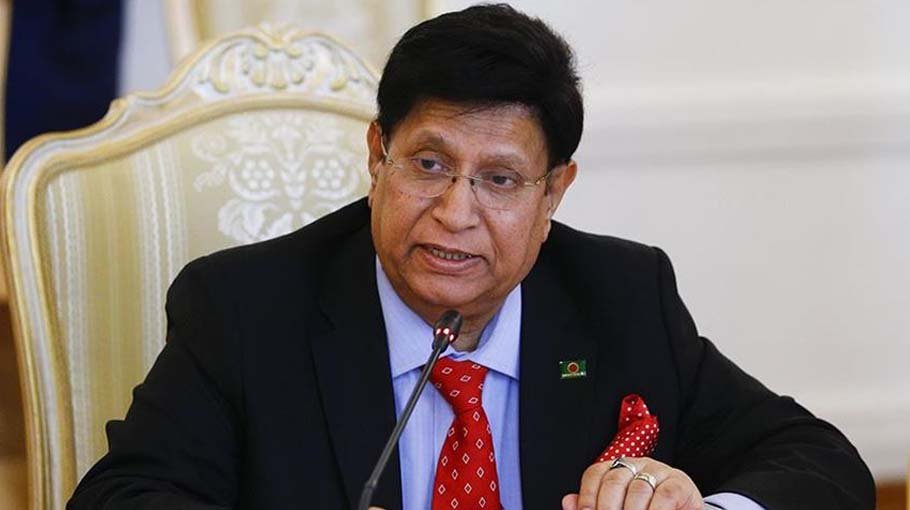 1 lakh people missing in US each year: FM Momen