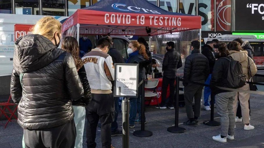 Covid, Omicron cases appear to peak   in US