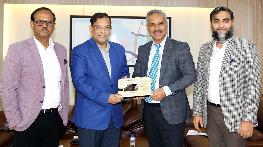 BGMEA urges govt to expedite  implementation of mega projects