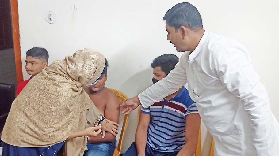 500 Jhenaidah students get 1st, 2nd doses corona jabs
