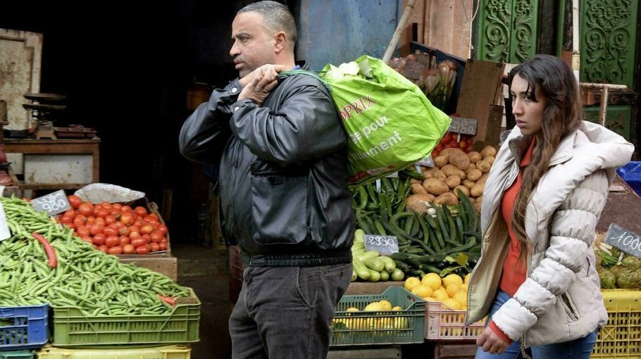 Tunisians fear more economic pain as IMF talks loom