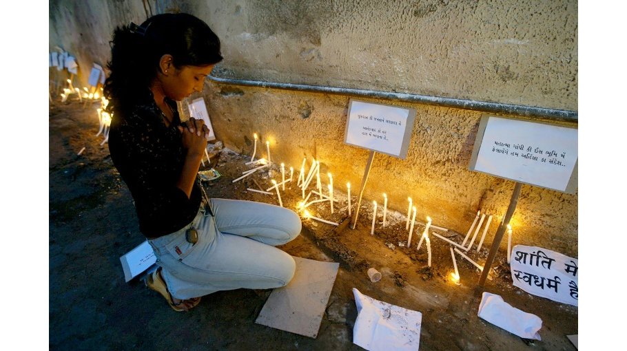 India court sentences 38 to death over   2008 bombings