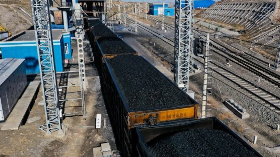 Means of production prices fall in China