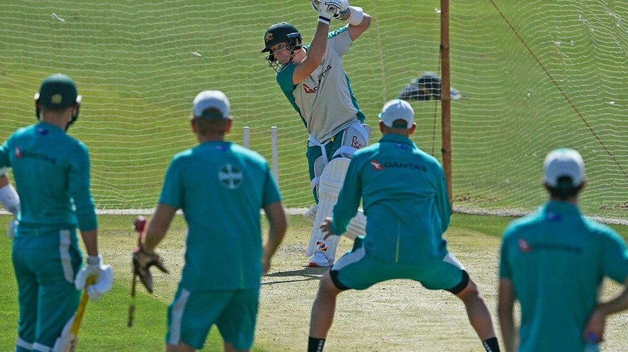 Australia land into unknown for first Test in Pakistan since 1998