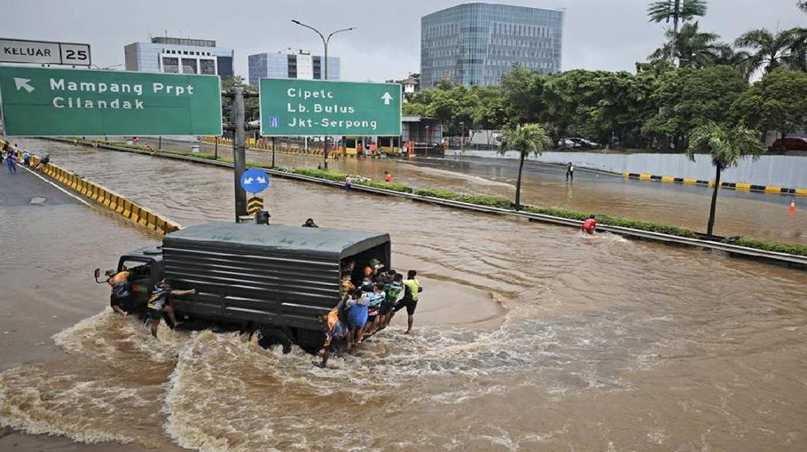 Why Covid vaccination rates still low in some countries?