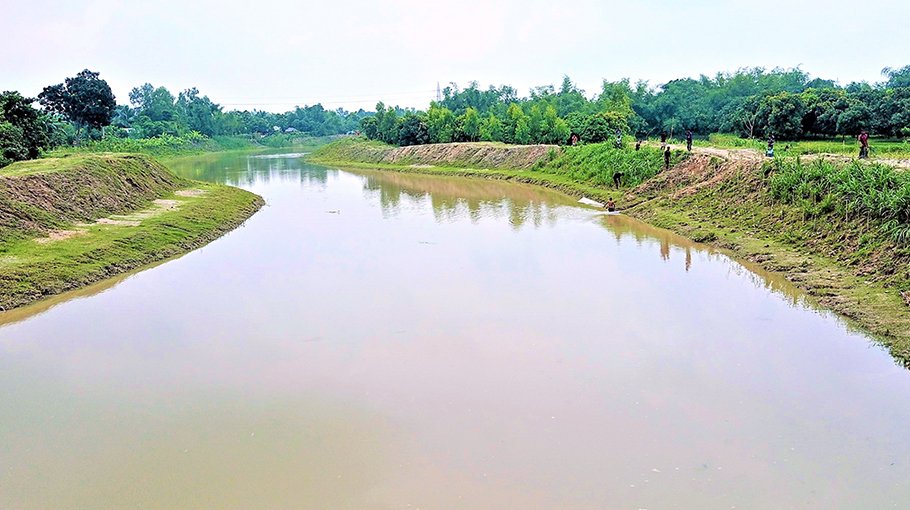 Once dead Teesta alive again Work on river revival projects goes on in full swing in Rangpur