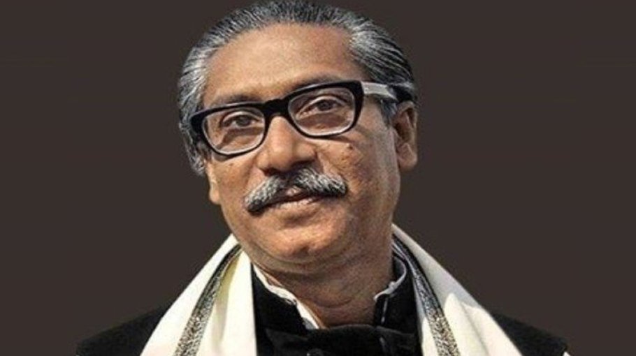 A political poetry that transmuted history