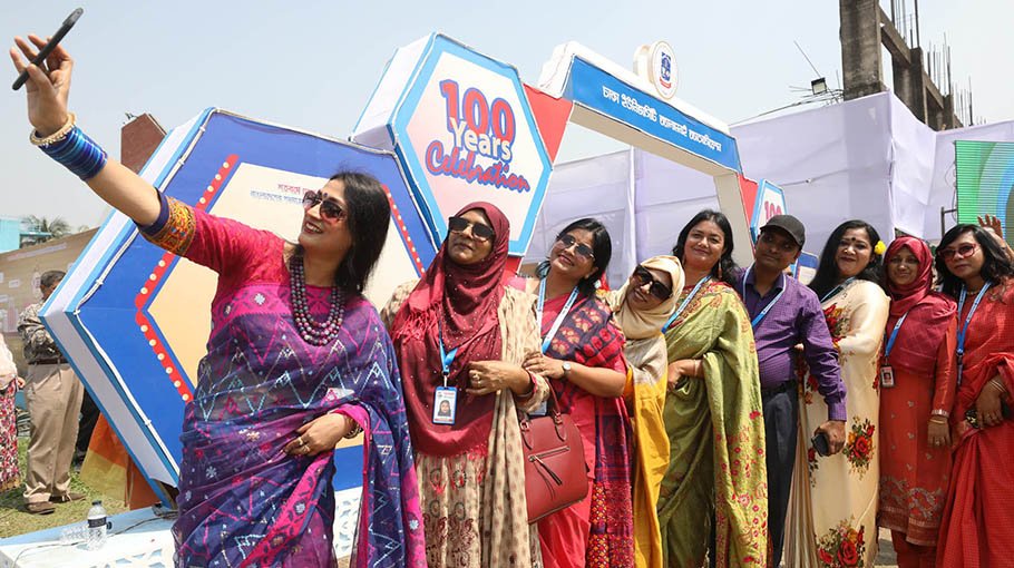 DU alumni reminisce about campus life