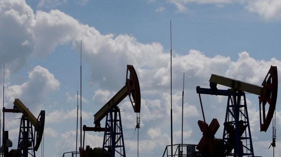 Russia seeks Indian investment in its oil and gas sector