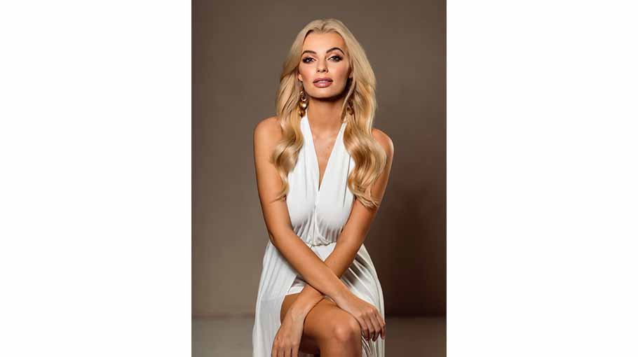 Karolina Bielawska from Poland Miss World 2021
