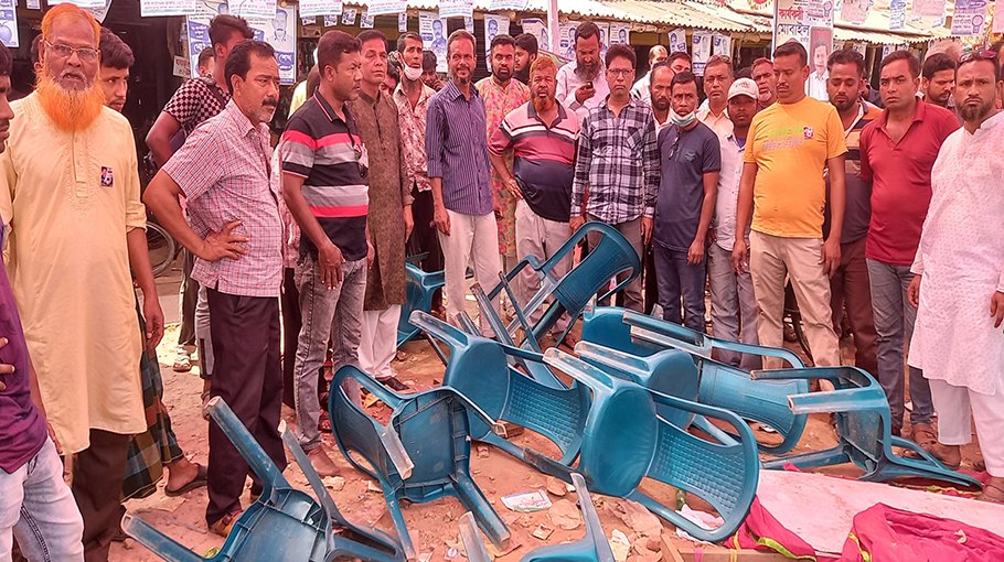 Jhenaidah motor vehicle employees’ union office vandalized