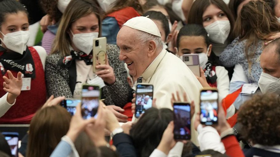 Pope releases long-awaited  reform of Vatican  bureaucracy