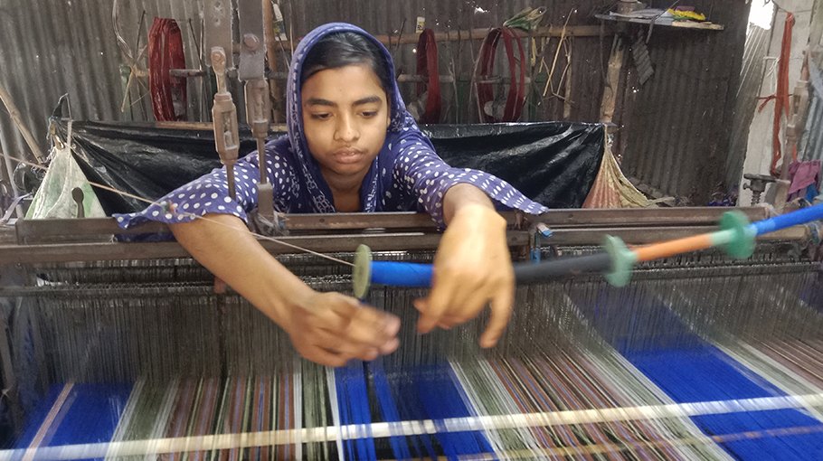Kushtia weaving industry decaying