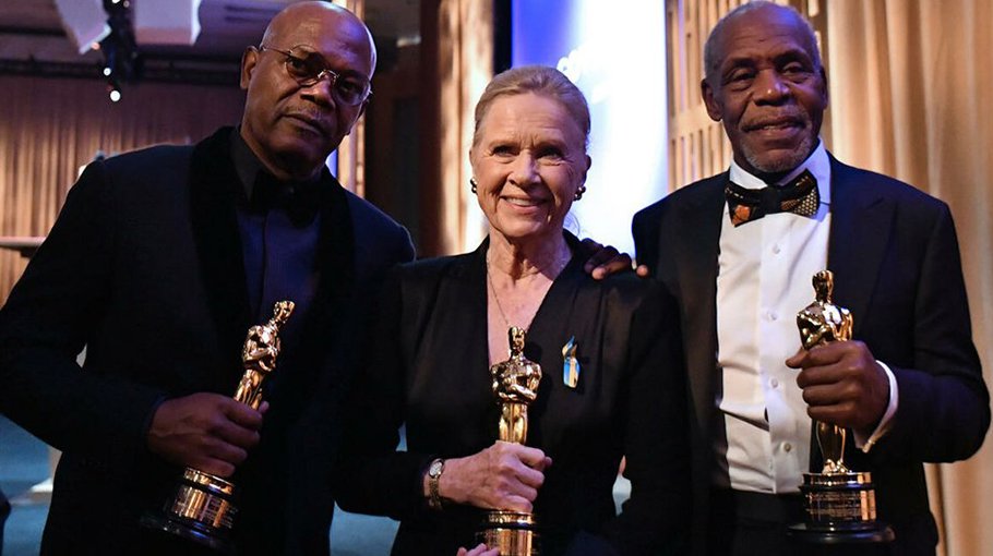 Box office titan Samuel L Jackson receives honorary Oscar