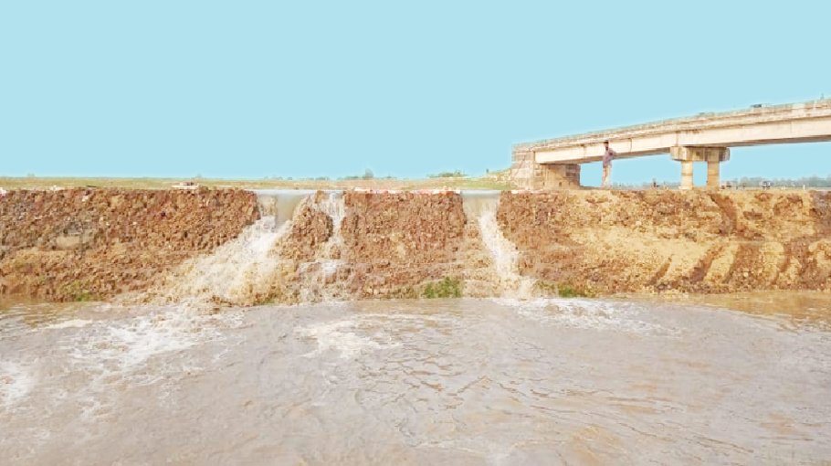 Haor water damages croplands in Sunamganj, farmers in distress