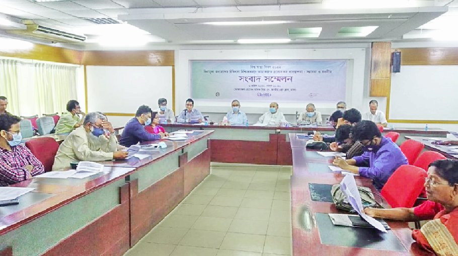 Specific tax imposed on  tobacco product stressed