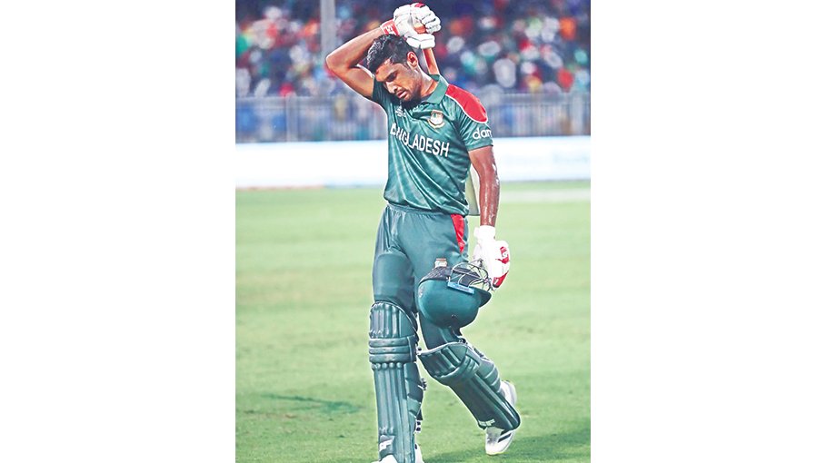Mahmudullah loses his temper
