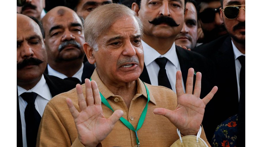 Imran’s ouster paves way for Sharif to become  Pakistan PM