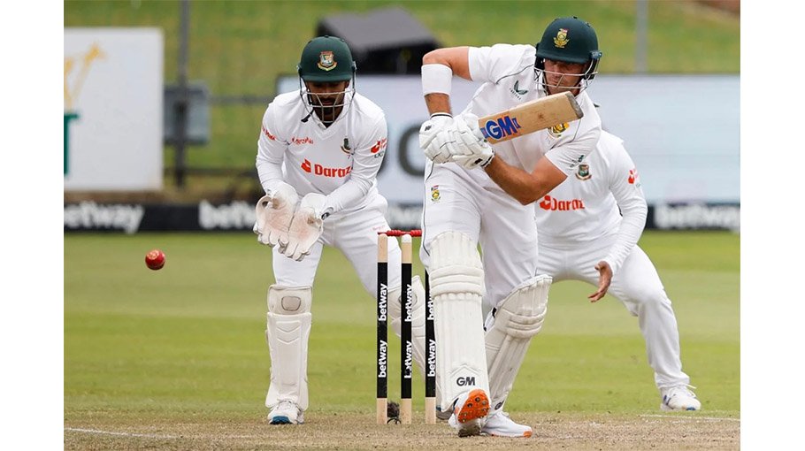 Zondo, Stuurman are first Covid subs in int’l cricket