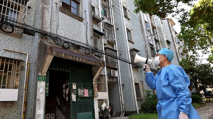 Shanghai releases more from virus observation amid lockdown