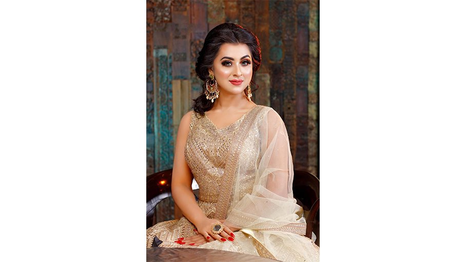 Bubly, Shakib’s 'Bidrohi’ to be starred in 100 halls 