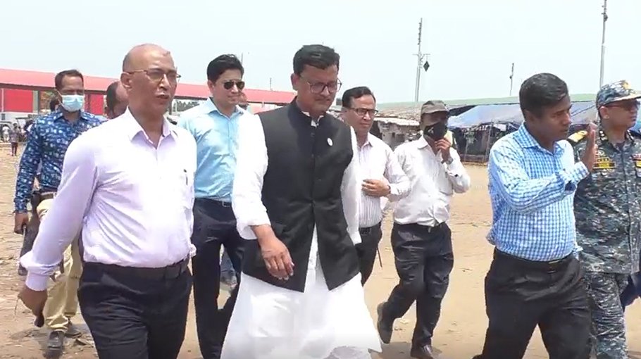 State minister for shipping requests passing of vehicles through Paturia instead of Shimulia