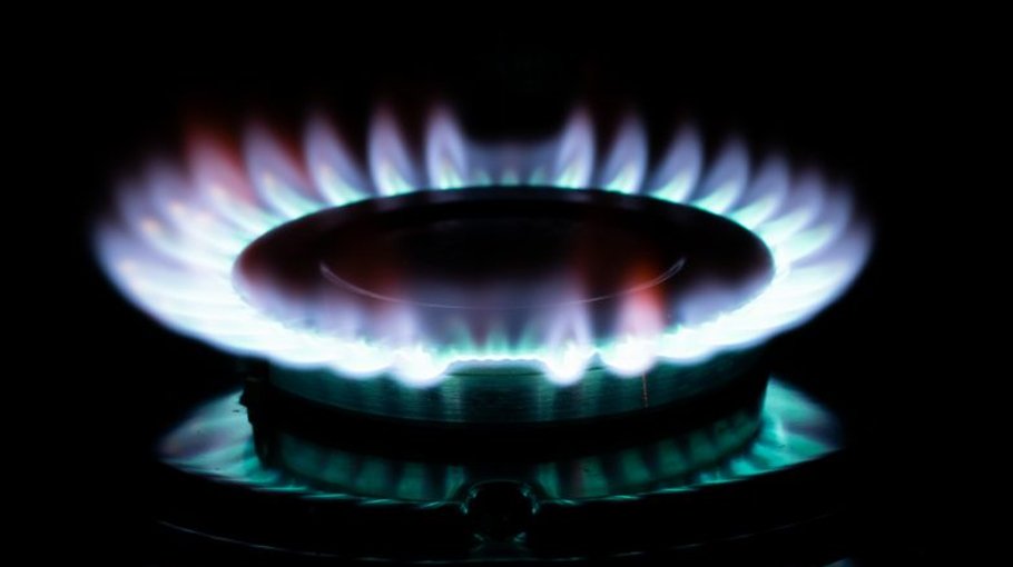 Govt moves to  beat gas crisis