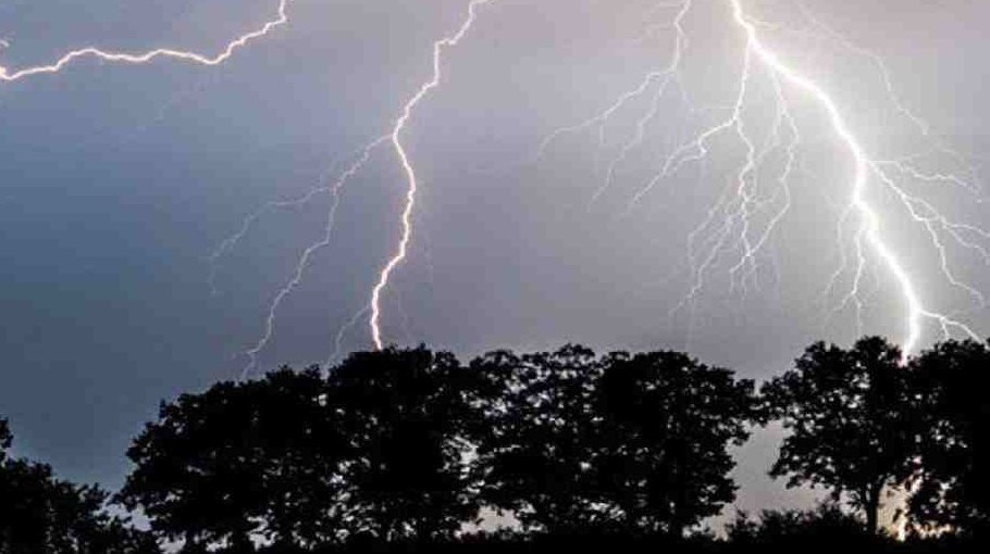 Lightning kills three, injures one in Kalihati on Eid day