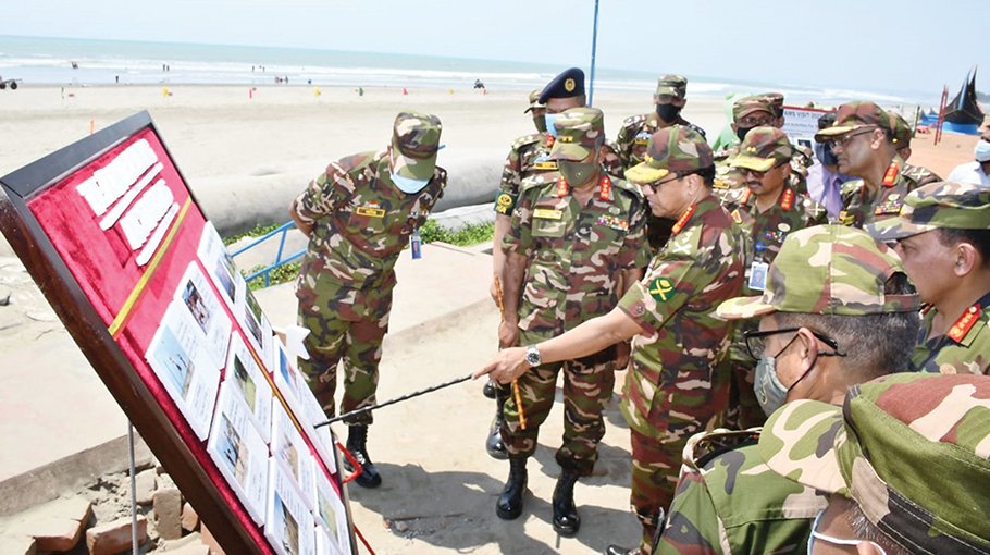Army chief visits Khurushkul Special Shelter Project in Cox’s Bazar 