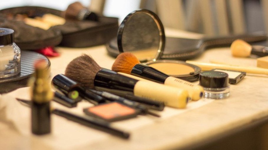 Govt raises duty on import of luxury goods