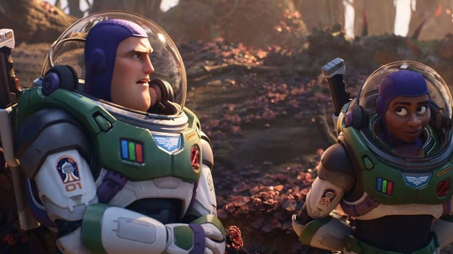 Evans' Buzz explores alien planet in new ‘Lightyear’ movie image