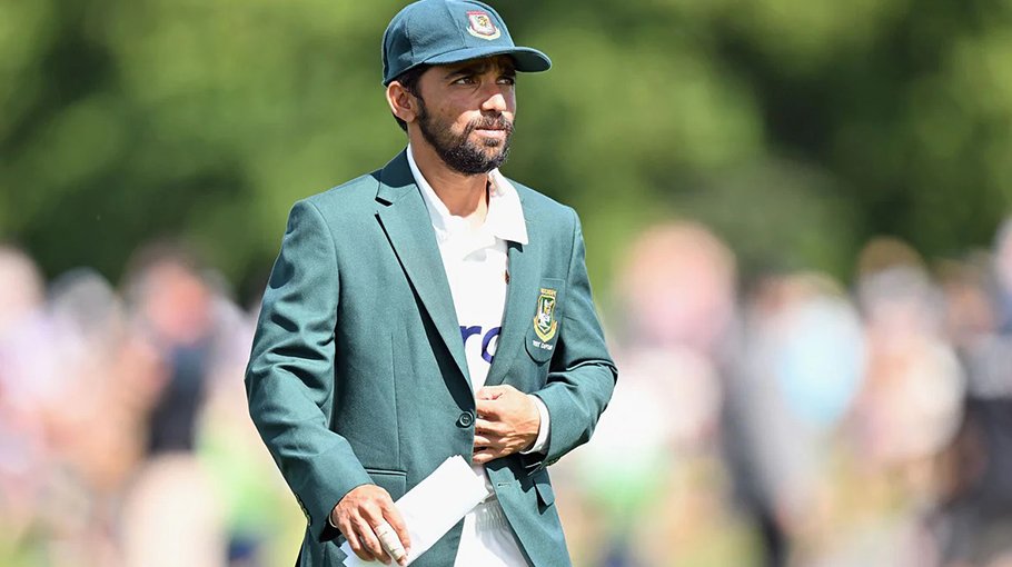 BCB asks Mominul to make a decision on his captaincy future