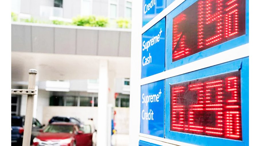 Biden demands oil companies explain lack of gasoline as prices rise