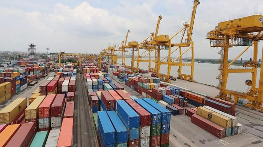 Two powerful Chinese-made tugboats arrive at Ctg port