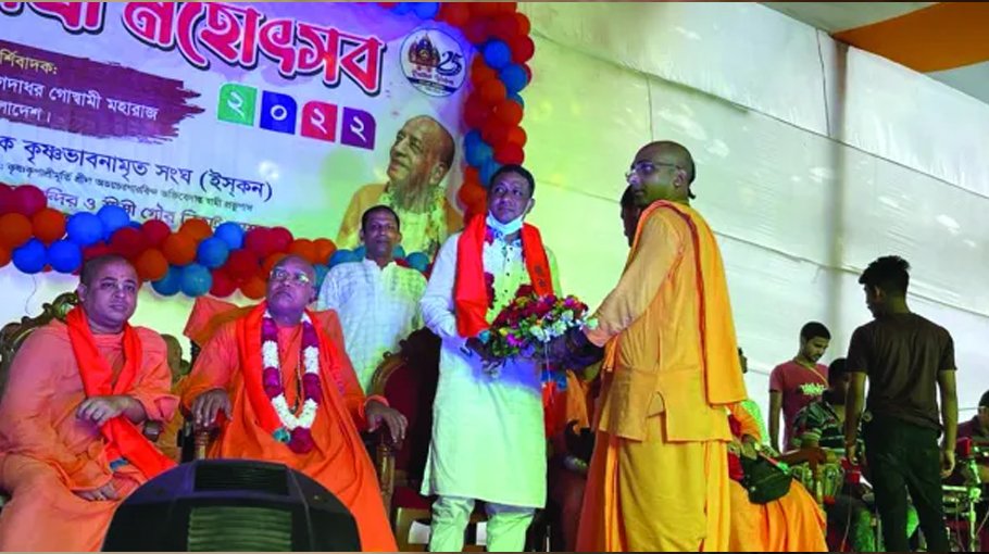 ‘We are all Bengalis irrespective of  religions’