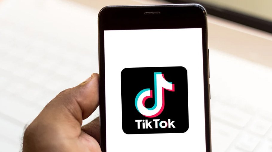 TikTok, 10 Minute School to launch ‘EkshoTeEksho’