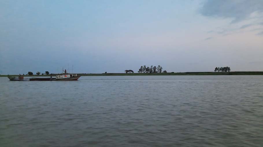 Water levels in 21 rivers rise, 83 fall