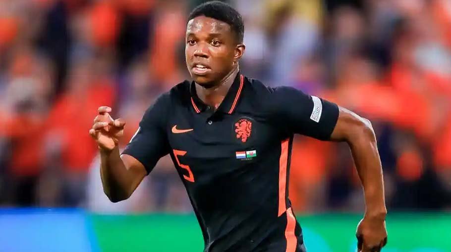 United to sign Tyrell Malacia