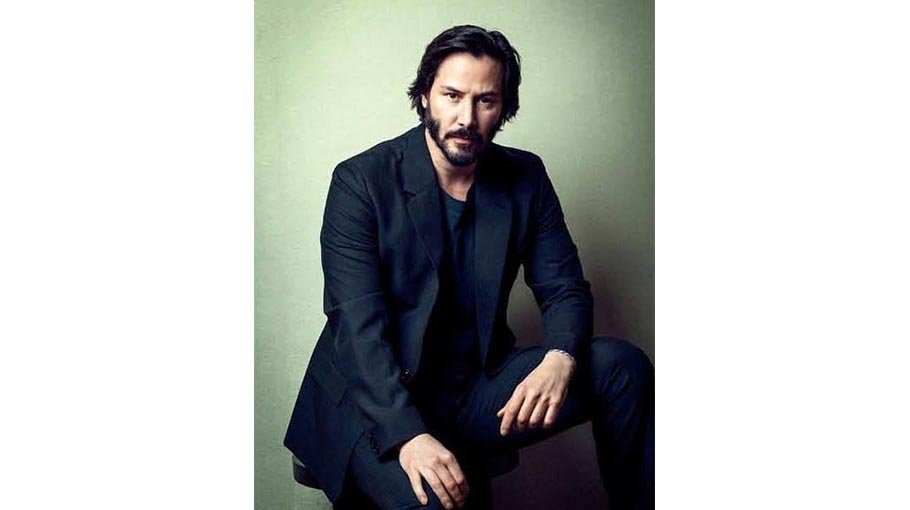 Keanu’s viral convo with young fan in airport