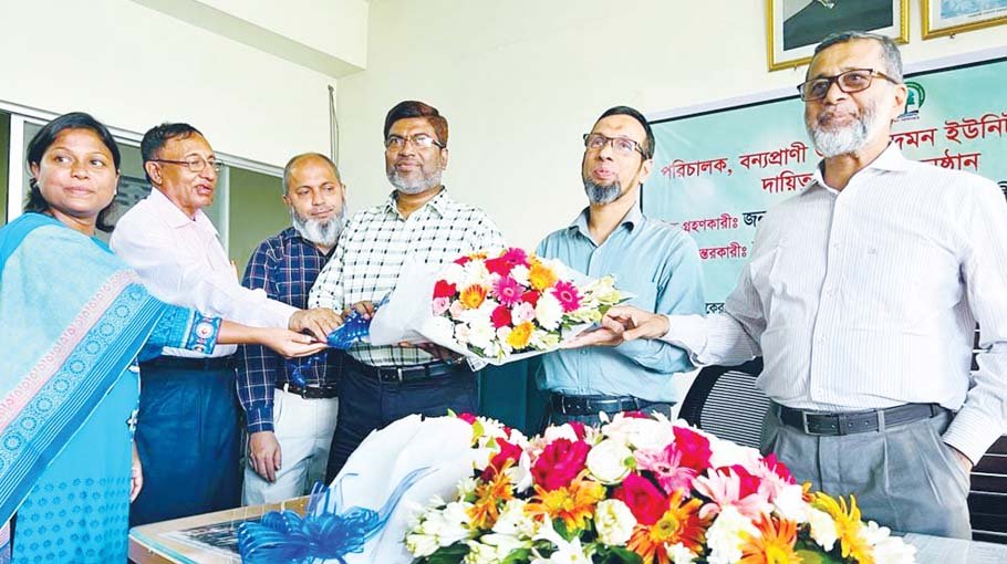 Reception, farewell for new and outgoing WCCU director