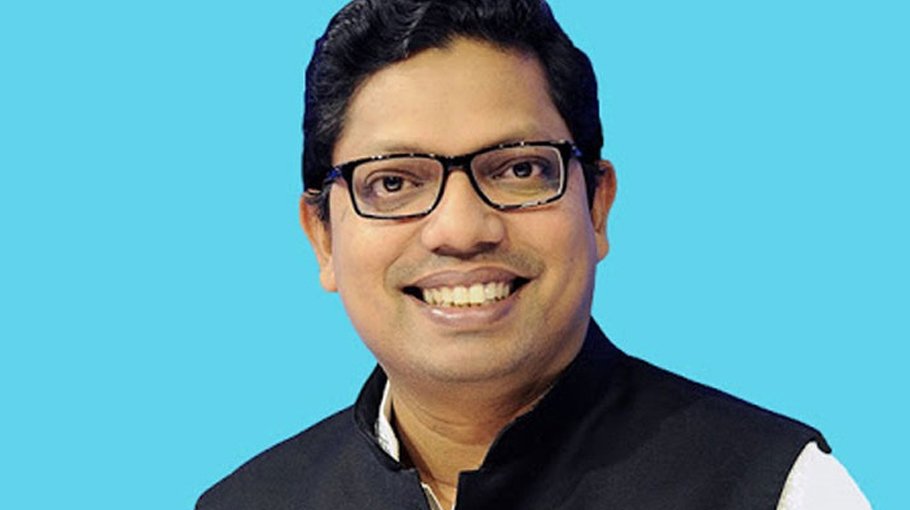 Palak visits digital village in Cox’s Bazar